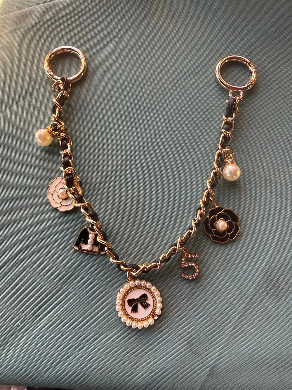 Gold Charm Chain - Picture 4 of 5